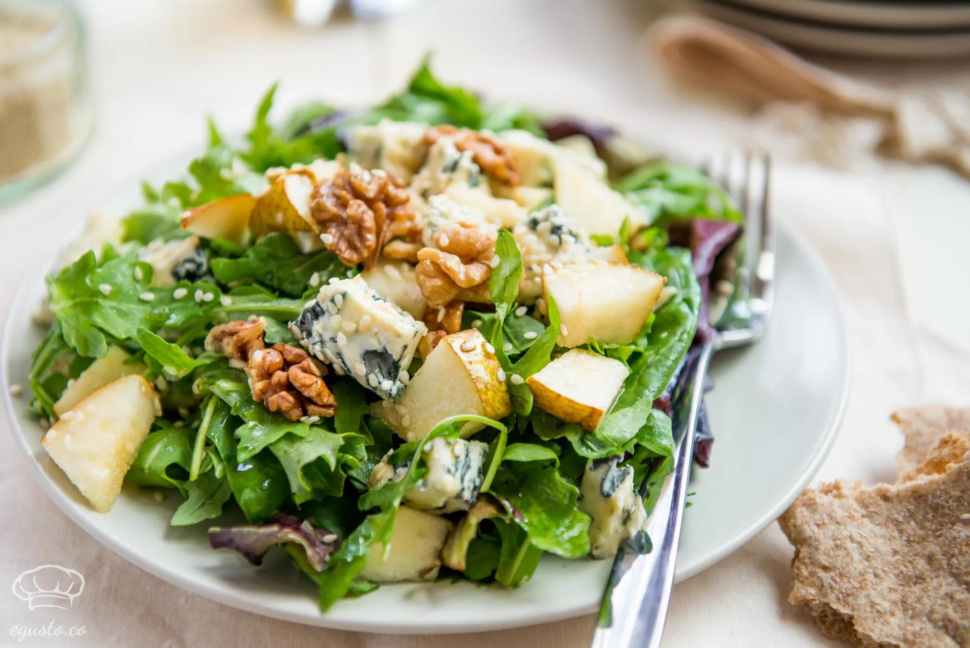 Image for: Pear & Blue Cheese Walnut Salad with Pear Vinaigrette