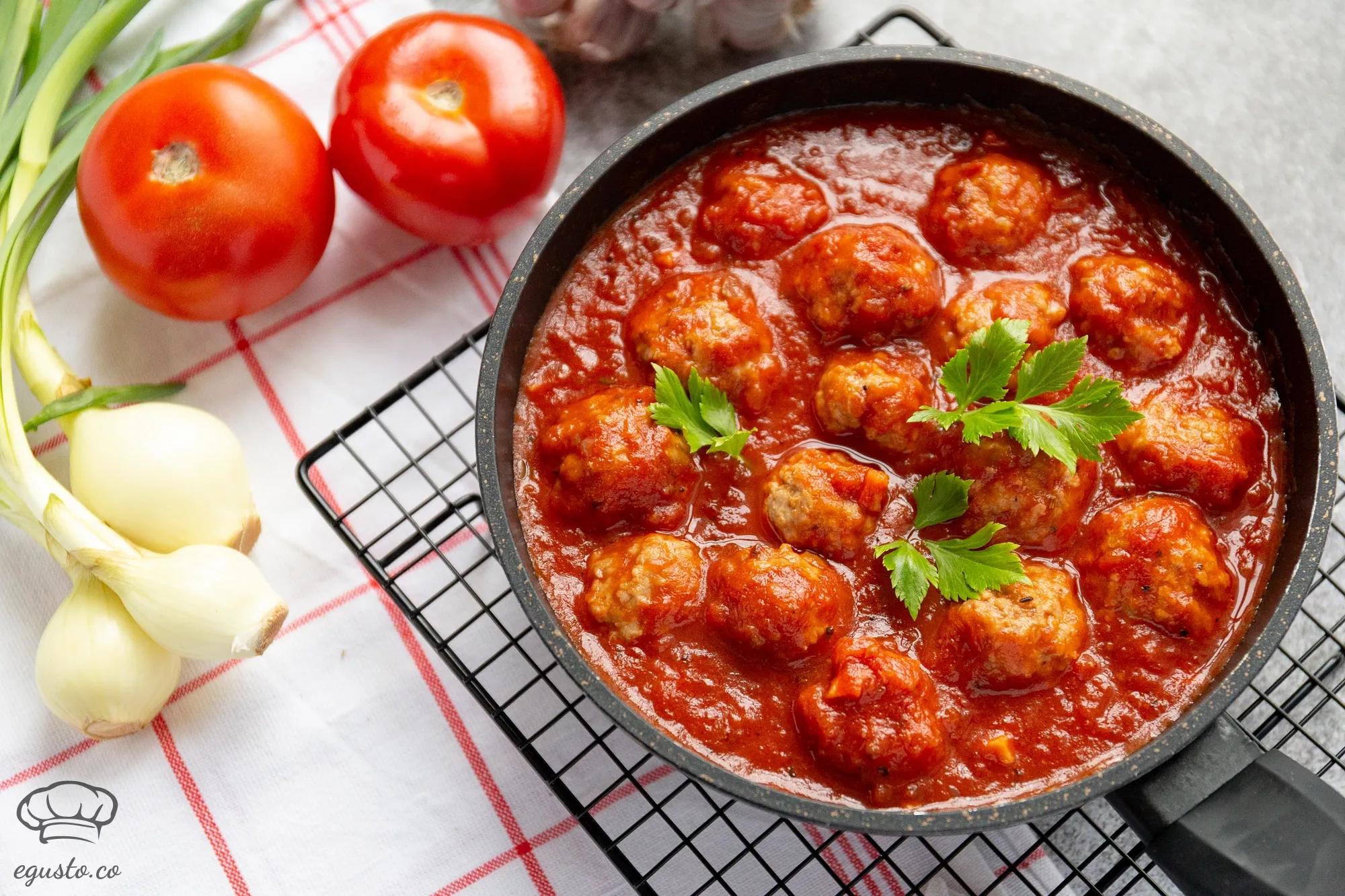 Image for: Traditional Homemade Meatballs