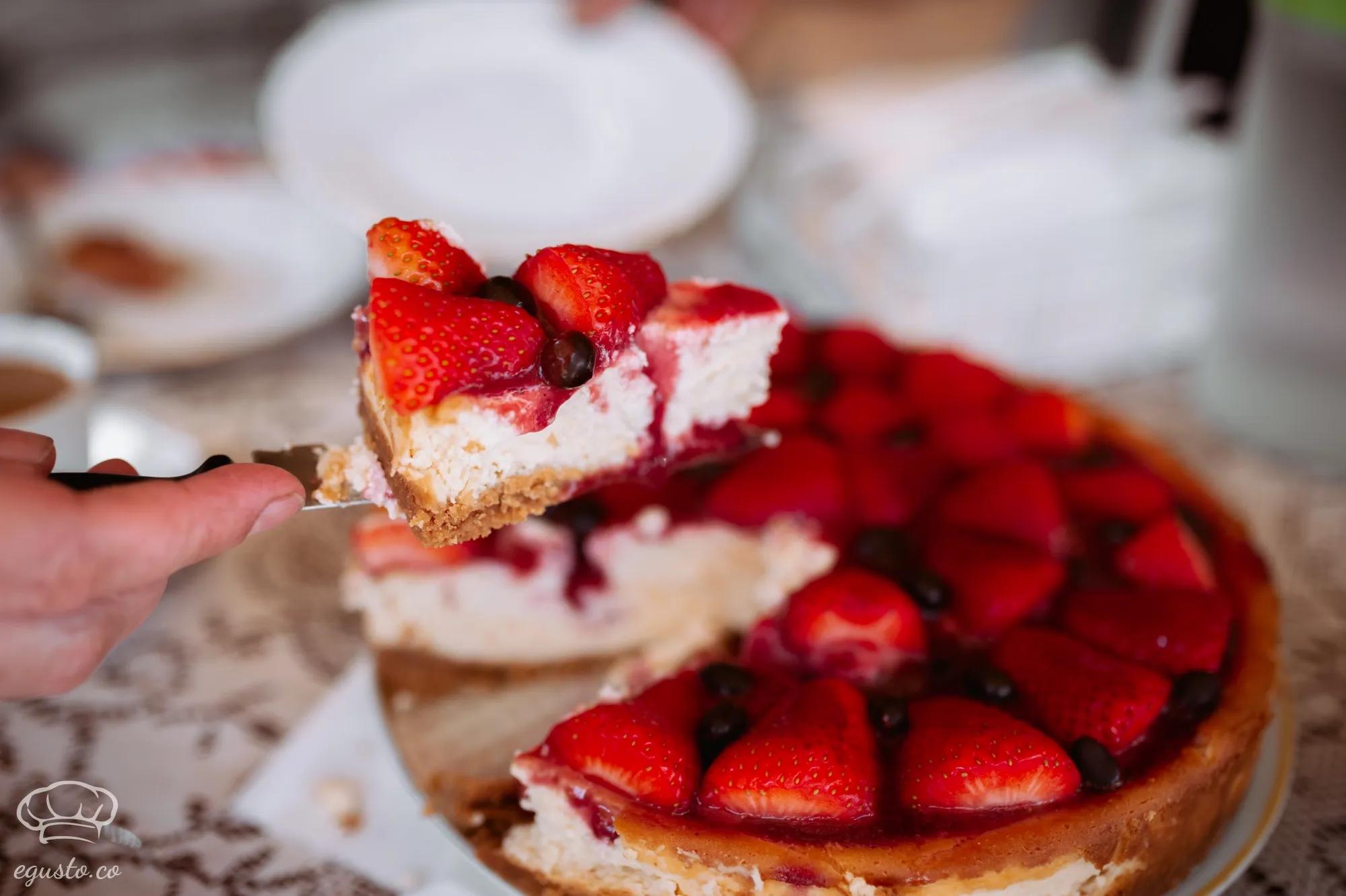 Image for: Classic Cheesecake with Fresh Berries